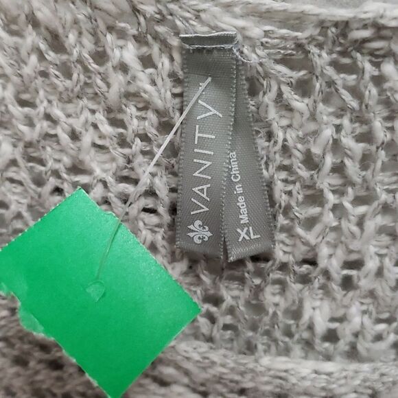 Vanity top   - Picture 2 of 3